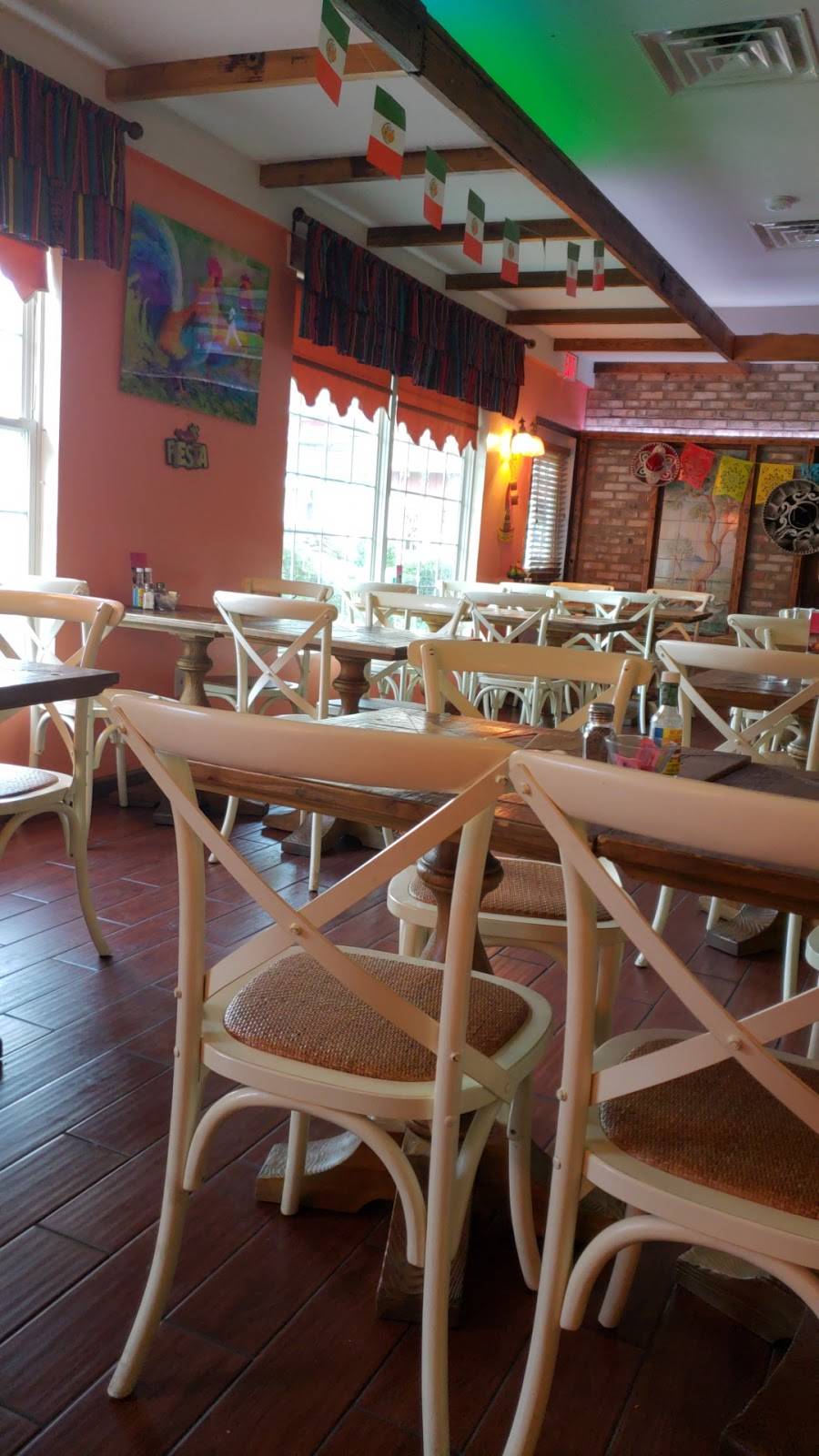 Salsa Fresca Mexican Restaurant | restaurant | 273 Egg Harbor Rd, Sewell, NJ 08080, USA | 8565893700 OR +1 856-589-3700