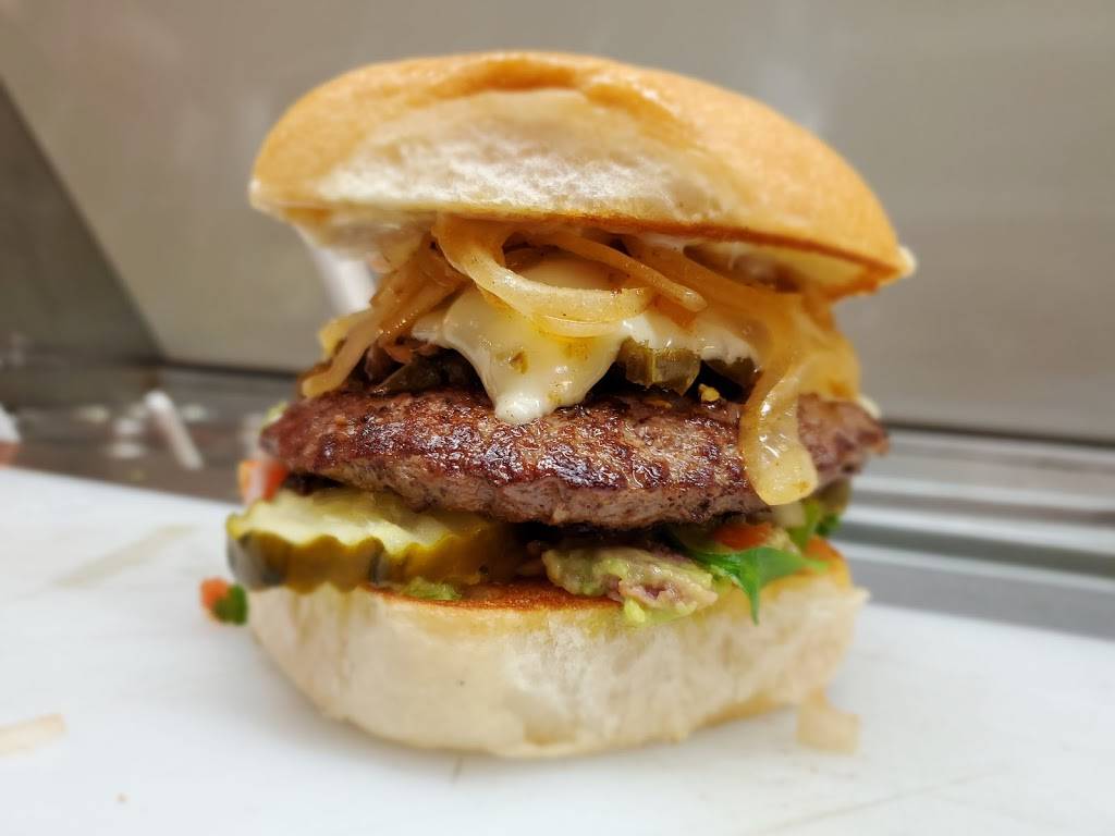 The Lakehouse | restaurant | 9307 Boat Club Rd, Fort Worth, TX 76179, USA | 8173863156 OR +1 817-386-3156