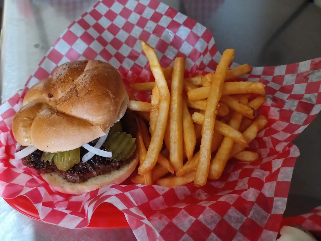 Bubs Bar and Grill | restaurant | 19 S Broadway St, Louisburg, KS 66053, USA | 9138372277 OR +1 913-837-2277