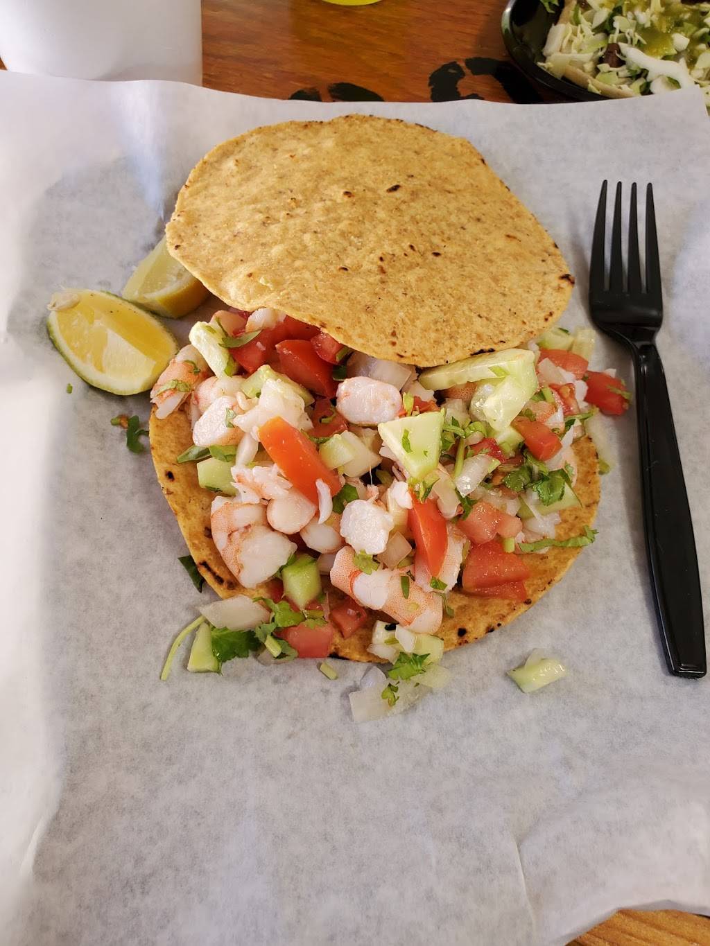 Flying taco | restaurant | 242 N L St, Tulare, CA 93274, USA | 5593667201 OR +1 559-366-7201