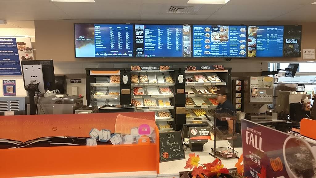 Dunkin | bakery | 701 S Kings Dr, Charlotte, NC 28204, USA | 7043312940 OR +1 704-331-2940