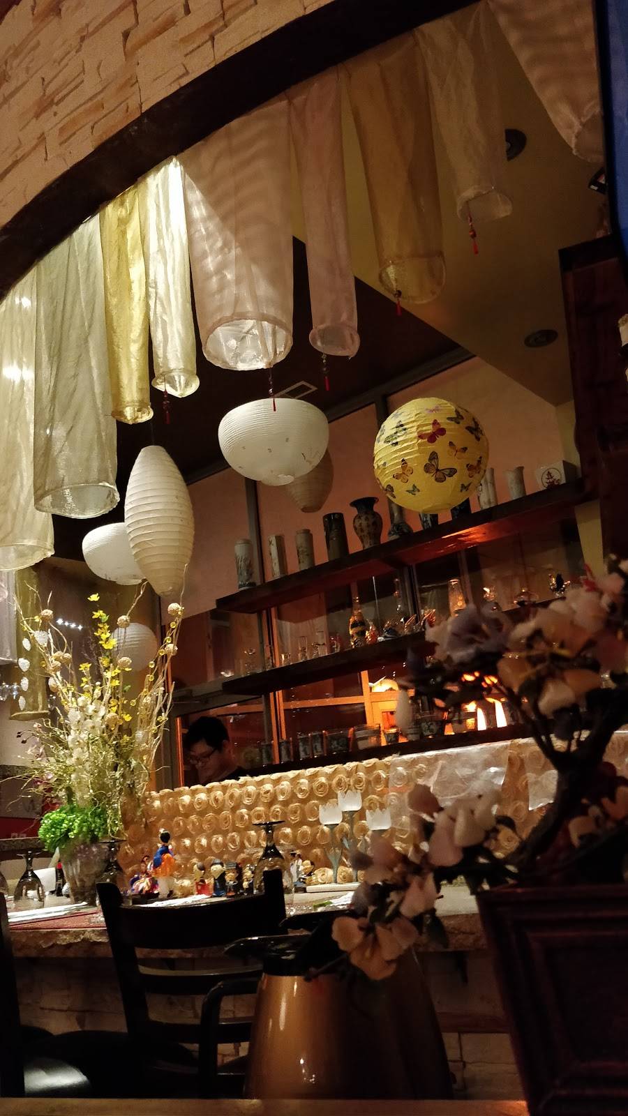 Gosu restaurant | restaurant | 2515 N California Ave, Chicago, IL 60647, USA | 7732767330 OR +1 773-276-7330