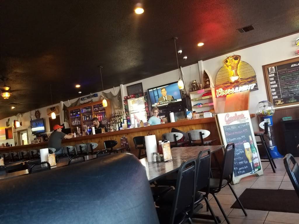 Shuckers Oyster Bar & Grill | restaurant | 96008 Wades Pl, Fernandina Beach, FL 32034, USA | 9042772580 OR +1 904-277-2580