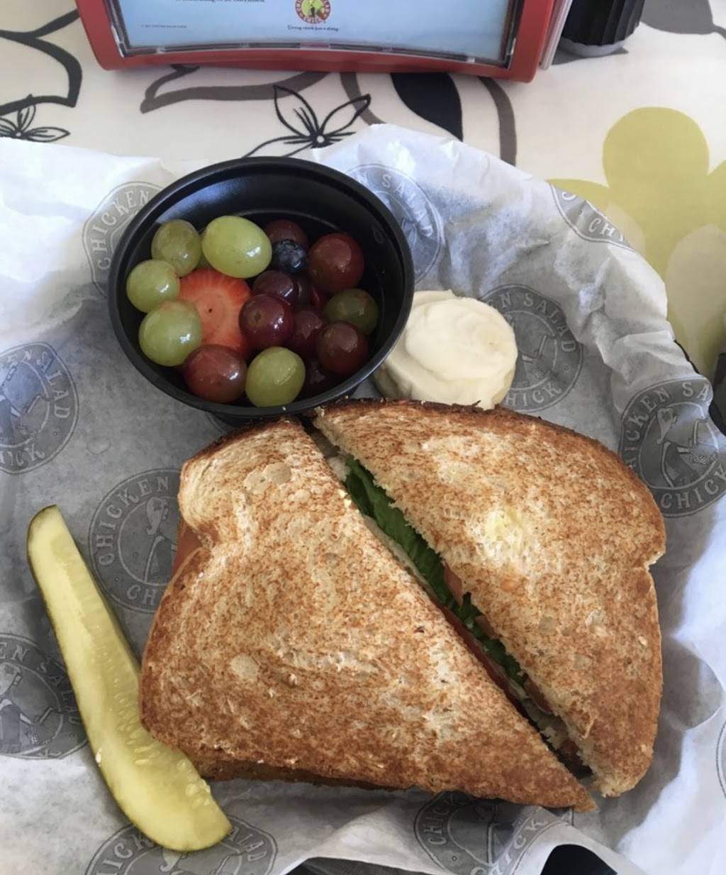 Chicken Salad Chick | restaurant | 687 Worthington Rd, Westerville, OH 43082, USA | 6143672688 OR +1 614-367-2688