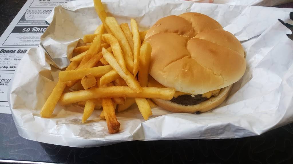 Sandy Sues Silver Diner | restaurant | 26784 US-33, Rockbridge, OH 43149, USA | 7403855550 OR +1 740-385-5550