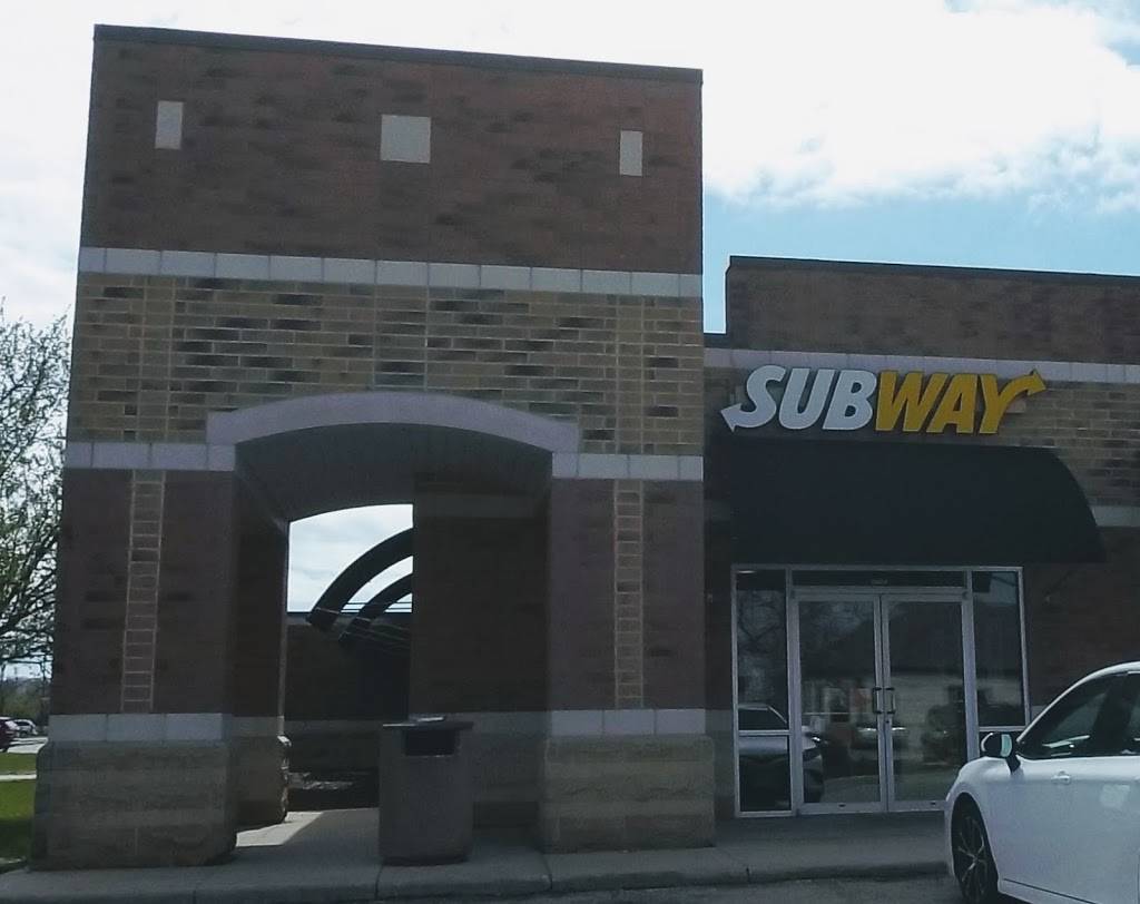Subway | restaurant | 14999 W Beloit Rd, New Berlin, WI 53151, USA | 4144271100 OR +1 414-427-1100