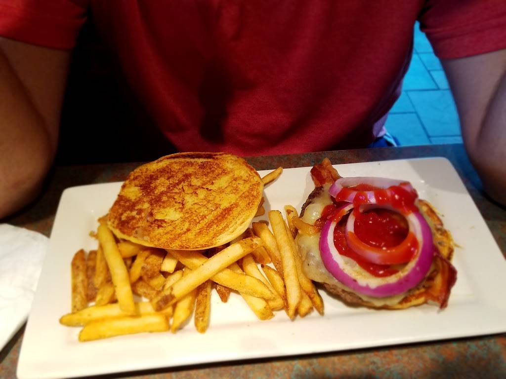 OCharley’s Restaurant & Bar | restaurant | 1313 Central Park Dr, OFallon, IL 62269, USA | 6186220405 OR +1 618-622-0405