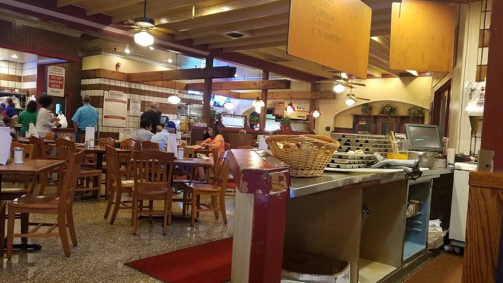 Spring Creek Barbeque | restaurant | 1509 Airport Fwy, Bedford, TX 76021, USA | 8175450184 OR +1 817-545-0184