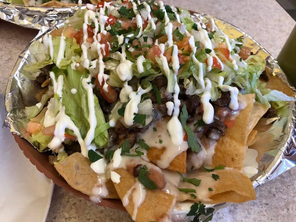 Más amigos | restaurant | 705 N Neil St, Champaign, IL 61822, USA | 2176070499 OR +1 217-607-0499