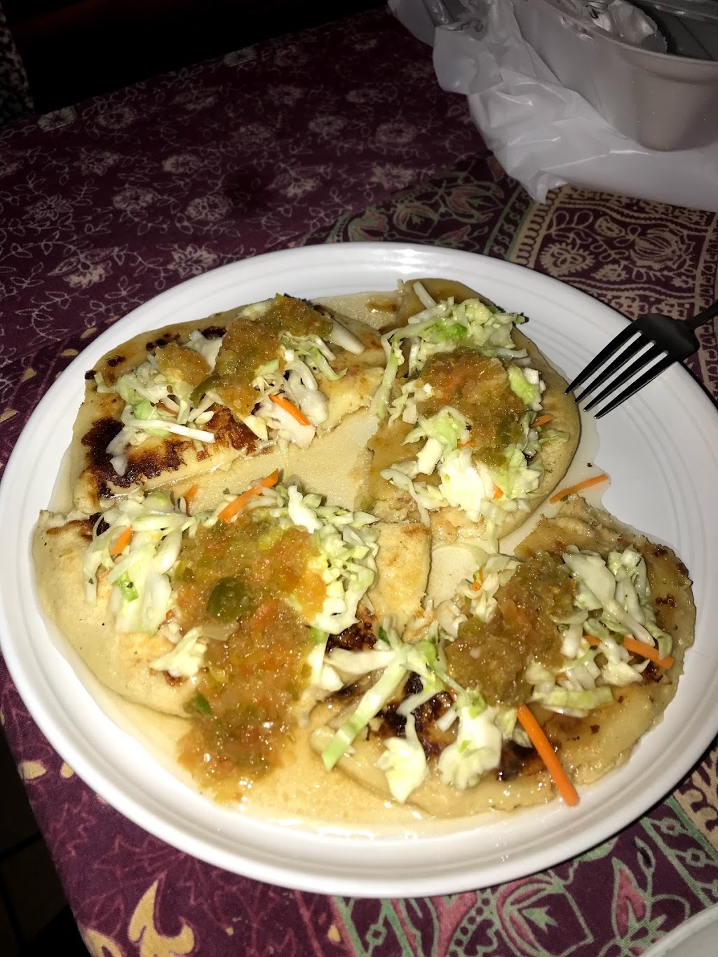 Mamaspupusas | restaurant | 1038 E Holt Ave, Pomona, CA 91767, USA | 9097430048 OR +1 909-743-0048