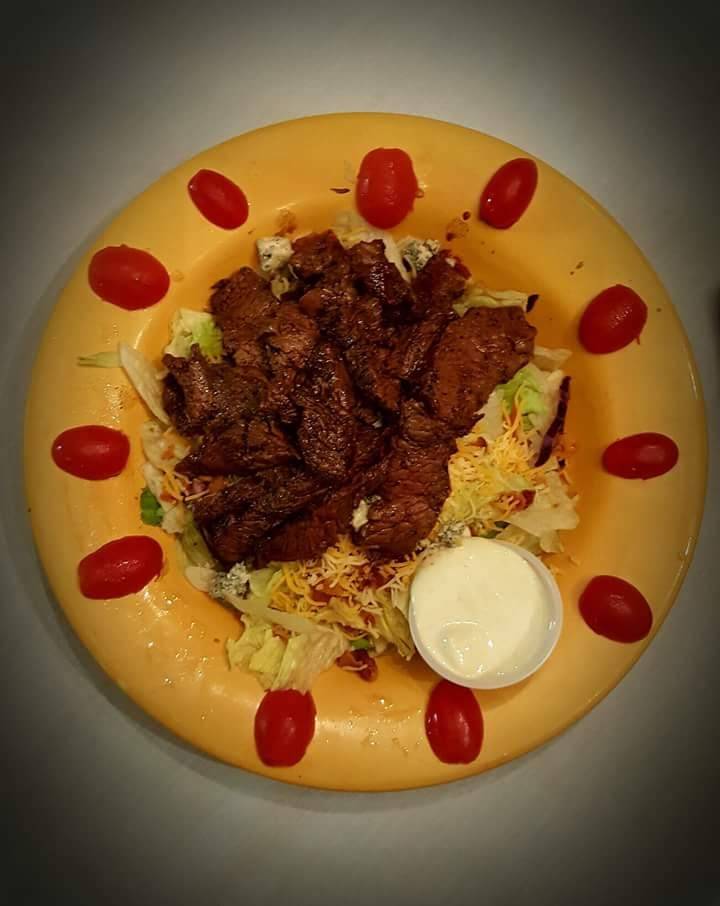 Golden Horn Steak and Seafood Restaurant | restaurant | 5286 N Frontage Rd, Columbus, MS 39701, USA | 6623284509 OR +1 662-328-4509