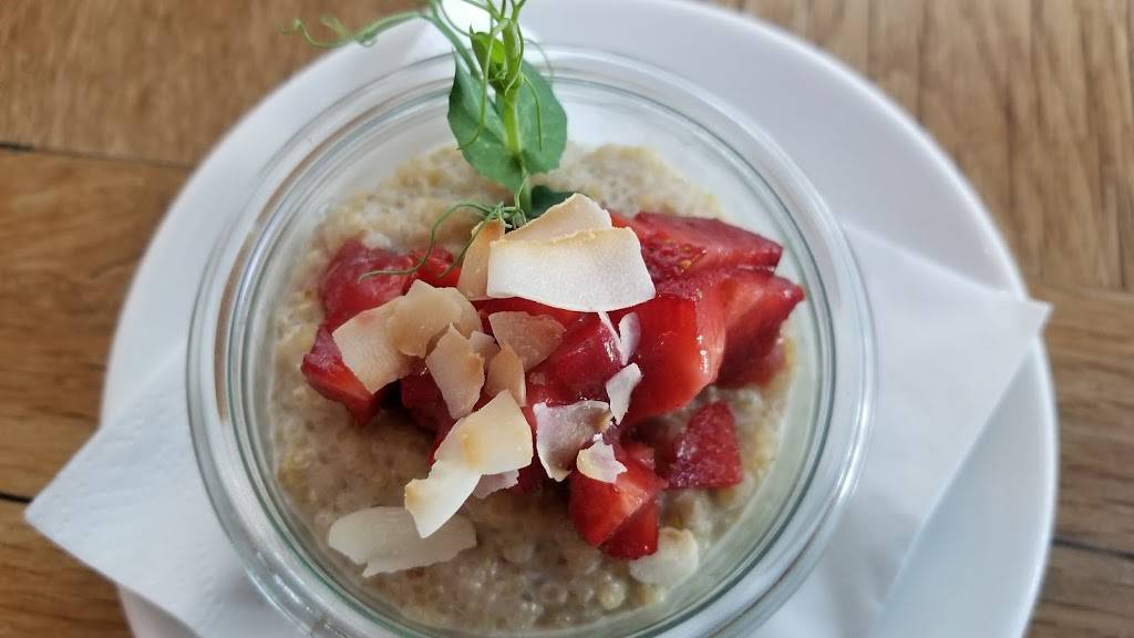 Halifax | restaurant | 225 River St, Hoboken, NJ 07030, USA | 2012532500 OR +1 201-253-2500