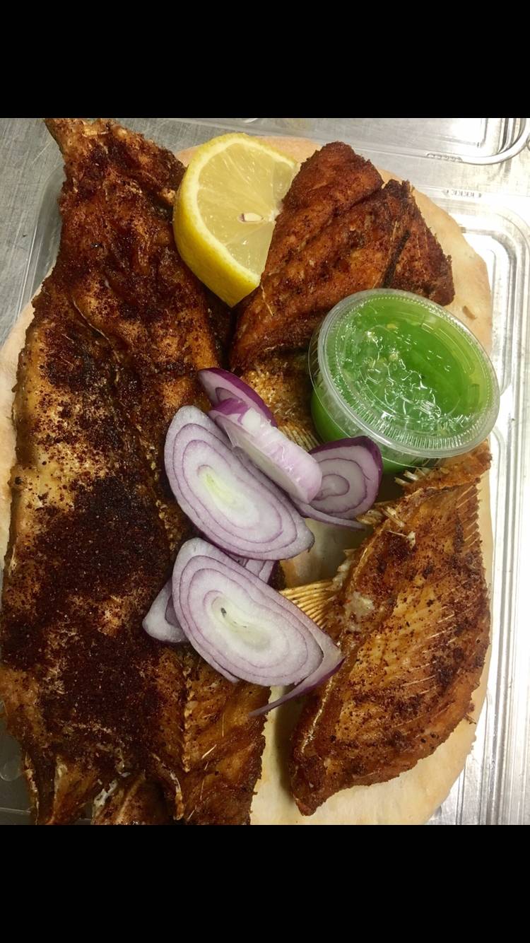 Capital Sweet and Samosa | restaurant | 62 Overlea Blvd, East York, ON M4H 1C4, Canada | 4164676060 OR +1 416-467-6060