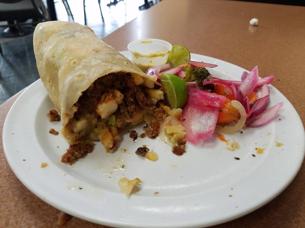 Broncos Mexican Food | restaurant | 2455 Otay Center Dr, San Diego, CA 92154, USA | 6196907428 OR +1 619-690-7428