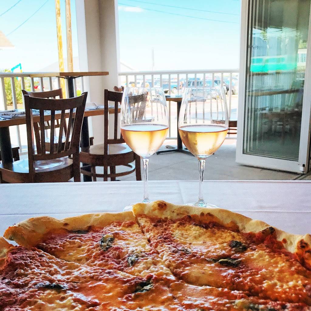 1652 | Sixteen Fifty Two | restaurant | 1, Ocean Ave unit 5, York, ME 03909, USA | 2076060356 OR +1 207-606-0356