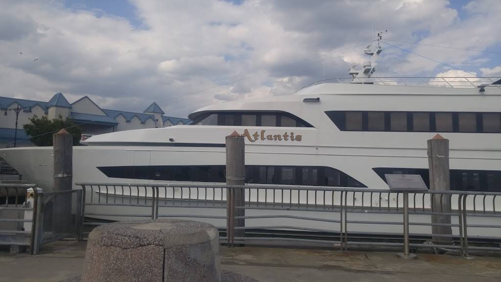 Amberjack V | restaurant | 2100 Emmons Ave, Brooklyn, NY 11235, USA | 7183323200 OR +1 718-332-3200