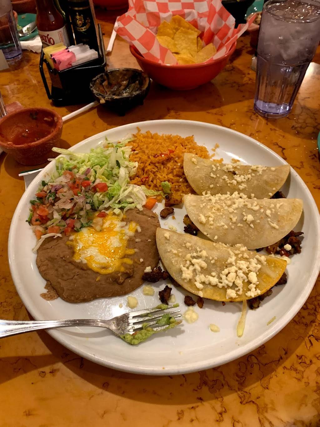 Hacienda Mexican Restaurant & Bar | restaurant | 14820 S Military Trail, Delray Beach, FL 33445, USA | 5615625151 OR +1 561-562-5151