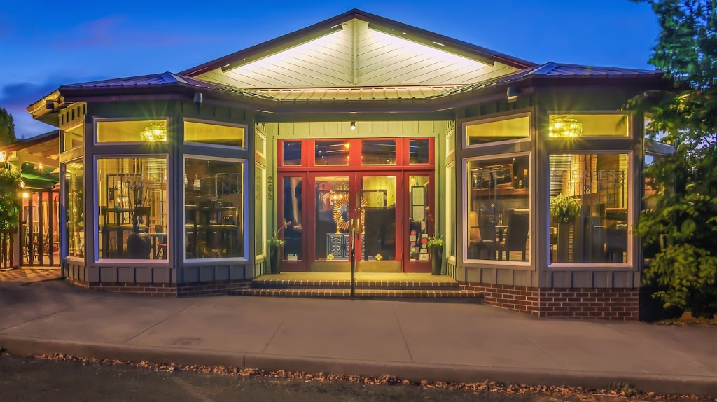 Peerless Restaurant & Bar | restaurant | 265 4th St, Ashland, OR 97520, USA | 5414886067 OR +1 541-488-6067