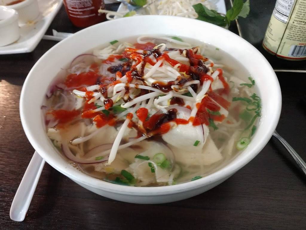Wayside Noodles | restaurant | 760 W Shaw Ave #101, Fresno, CA 93704, USA | 5593890506 OR +1 559-389-0506