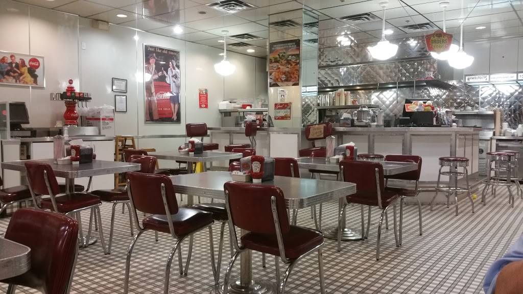 Johnny Rockets | restaurant | 1 N Galleria Dr Suite B-115, Middletown, NY 10941, USA | 8456927004 OR +1 845-692-7004