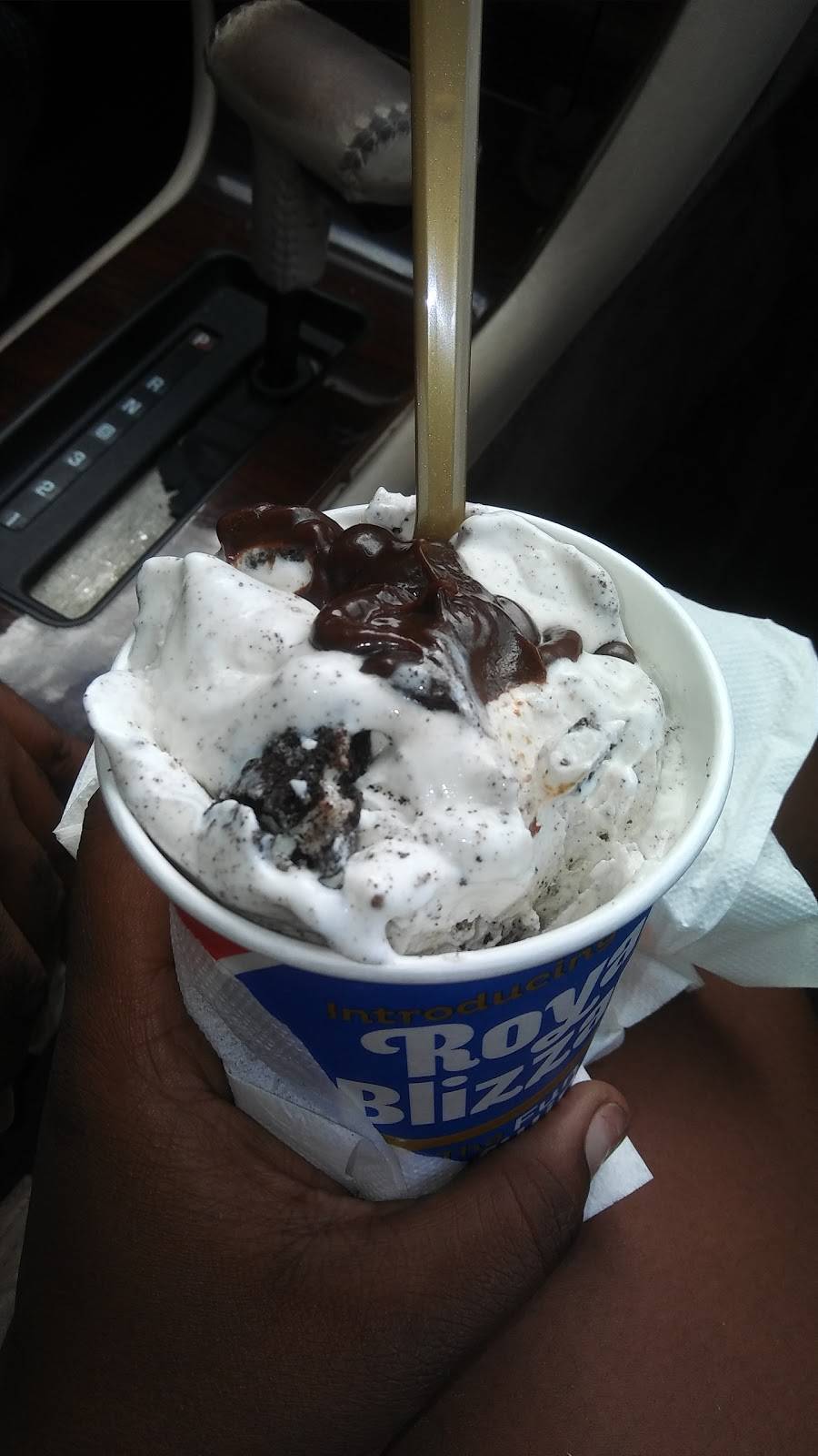 Dairy Queen | restaurant | 2734 W Camelback Rd, Phoenix, AZ 85017, USA | 6022490432 OR +1 602-249-0432