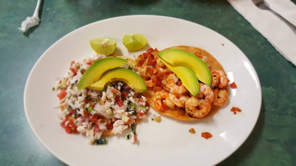 La Concha | restaurant | 2612 E Anaheim St, Long Beach, CA 90804, USA | 5624389499 OR +1 562-438-9499