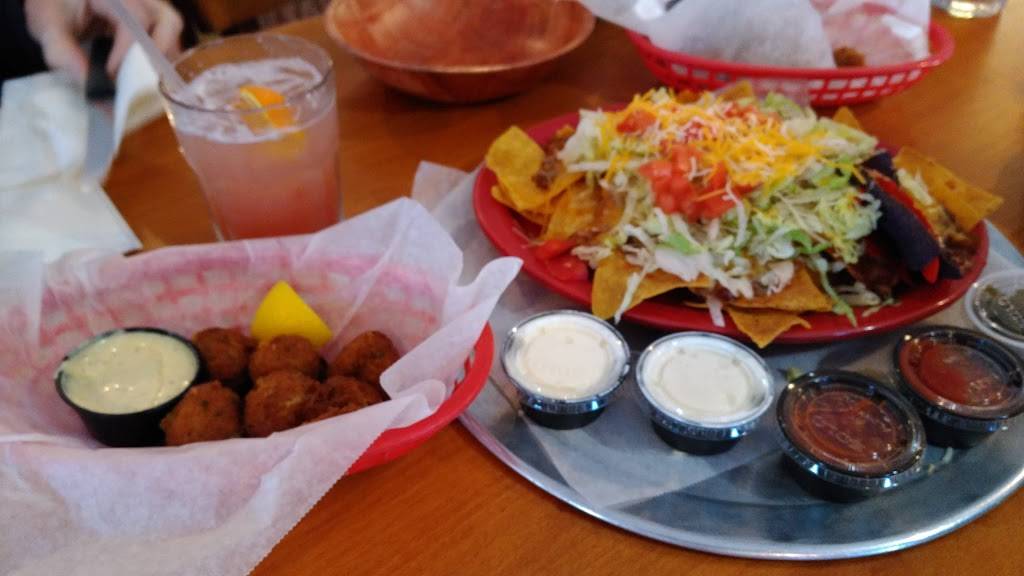 Charlie Horse Restaurant | restaurant | 810 S Atlantic Ave, Ormond Beach, FL 32176, USA | 3866724347 OR +1 386-672-4347