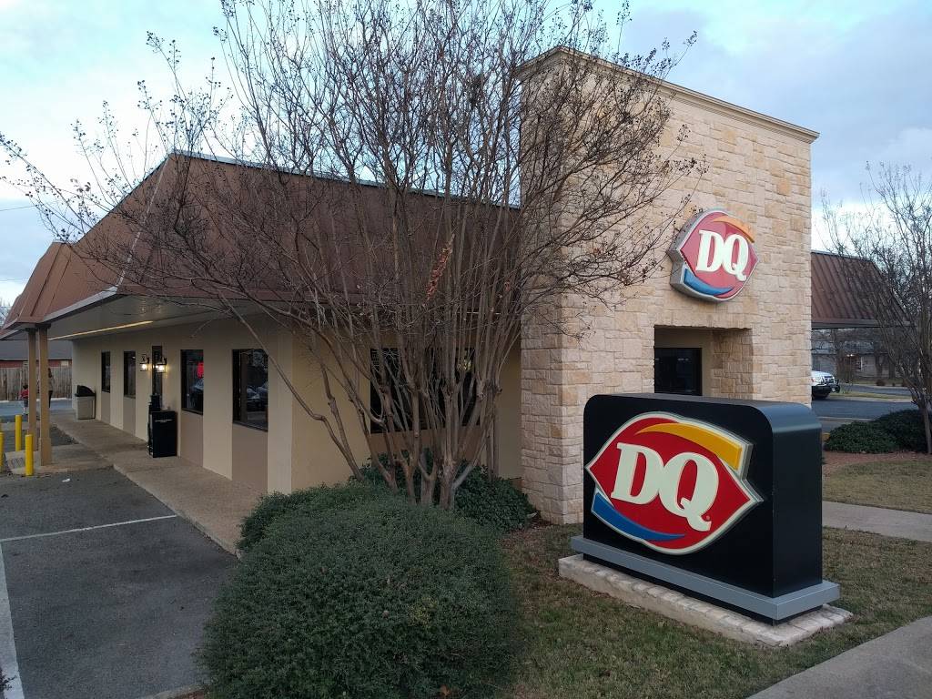 Dairy Queen Store | restaurant | 902 E Main St, Fredericksburg, TX 78624, USA | 8309974648 OR +1 830-997-4648