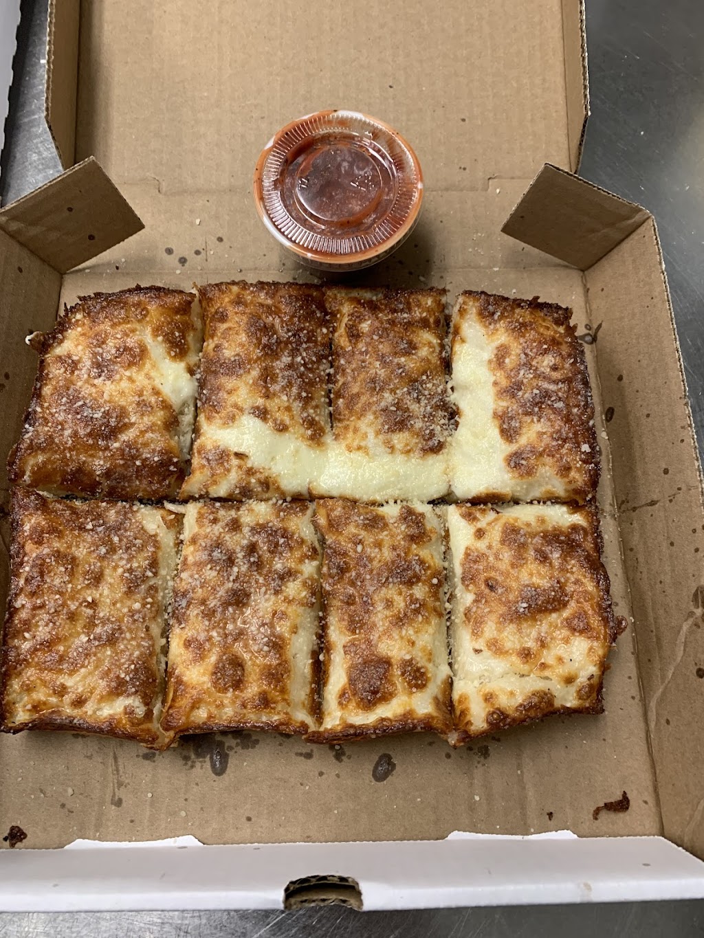 Pizza Villa | restaurant | 28726 Utica Rd, Roseville, MI 48066, USA | 5863430005 OR +1 586-343-0005