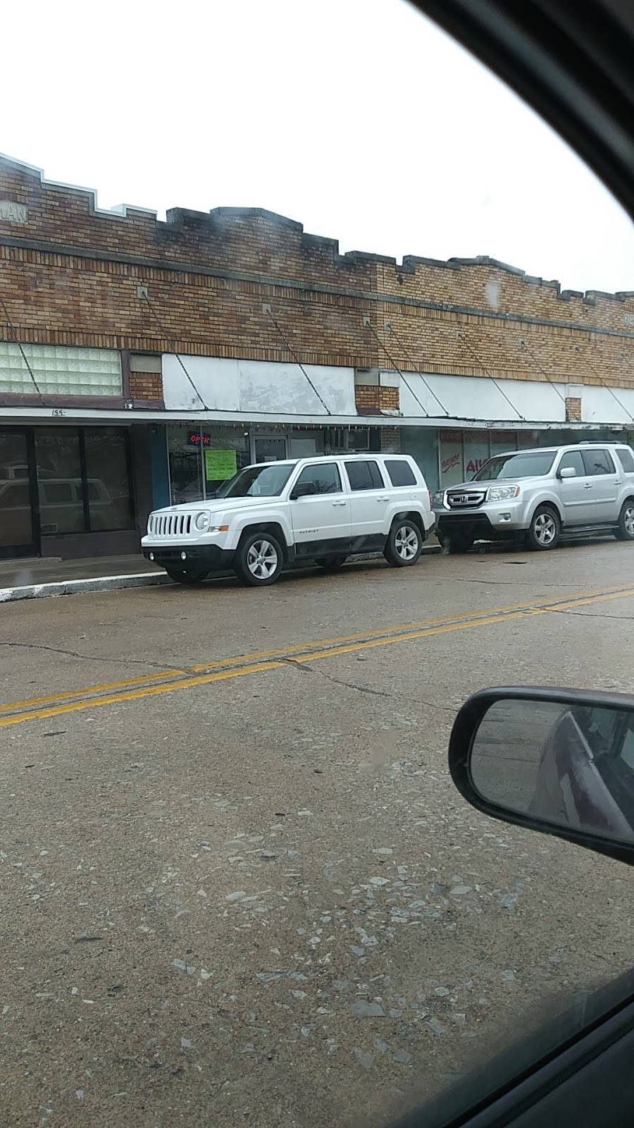 Claras Midway Cafe | restaurant | 153 N Main St, Tyronza, AR 72386, USA | 8704872090 OR +1 870-487-2090