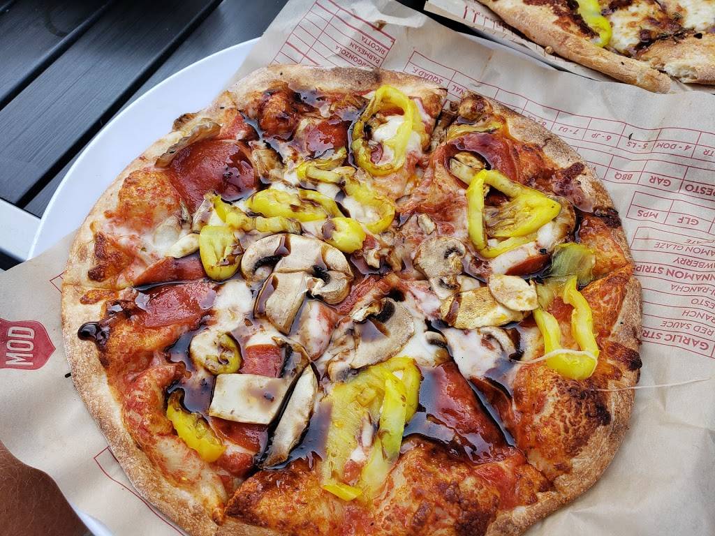 MOD Pizza | restaurant | 56619 Van Dyke Ave, Shelby Charter Twp, MI 48316, USA | 5866844359 OR +1 586-684-4359