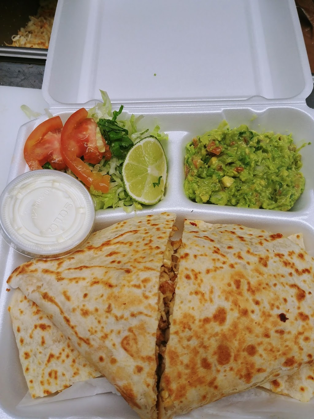 Pachecos Tacos | restaurant | 7301 S Kedzie Ave, Chicago, IL 60629, USA | 7737764996 OR +1 773-776-4996