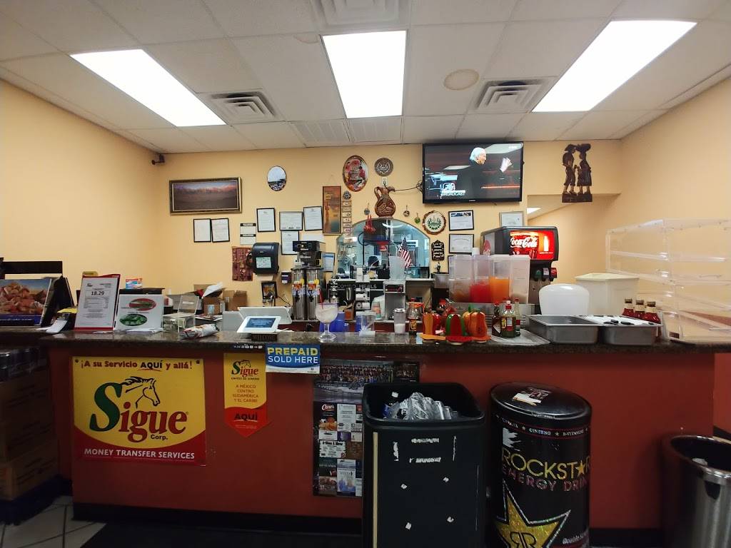 Centro American Restaurant & Pupuseria | restaurant | 317 Dominik Dr, College Station, TX 77840, USA | 9797031266 OR +1 979-703-1266