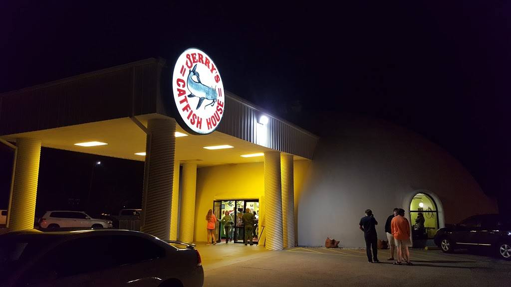 Jerrys Catfish House | restaurant | 3326 US 49, Florence, MS 39073, USA | 6018458860 OR +1 601-845-8860