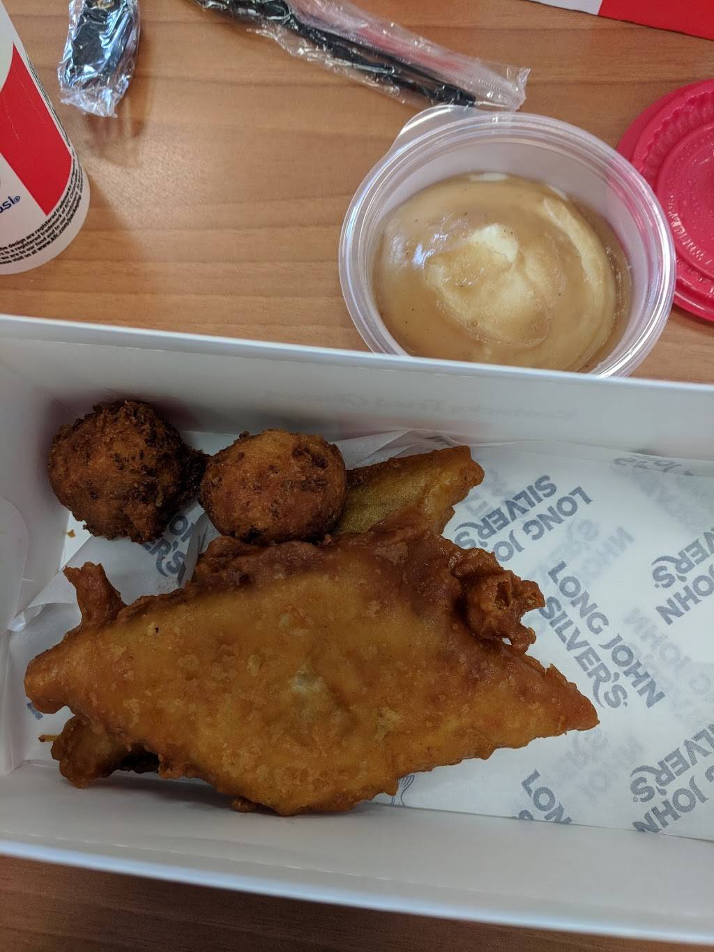 Long John Silvers | restaurant | 12319 San Pablo Ave, Richmond, CA 94805, USA | 5102322722 OR +1 510-232-2722