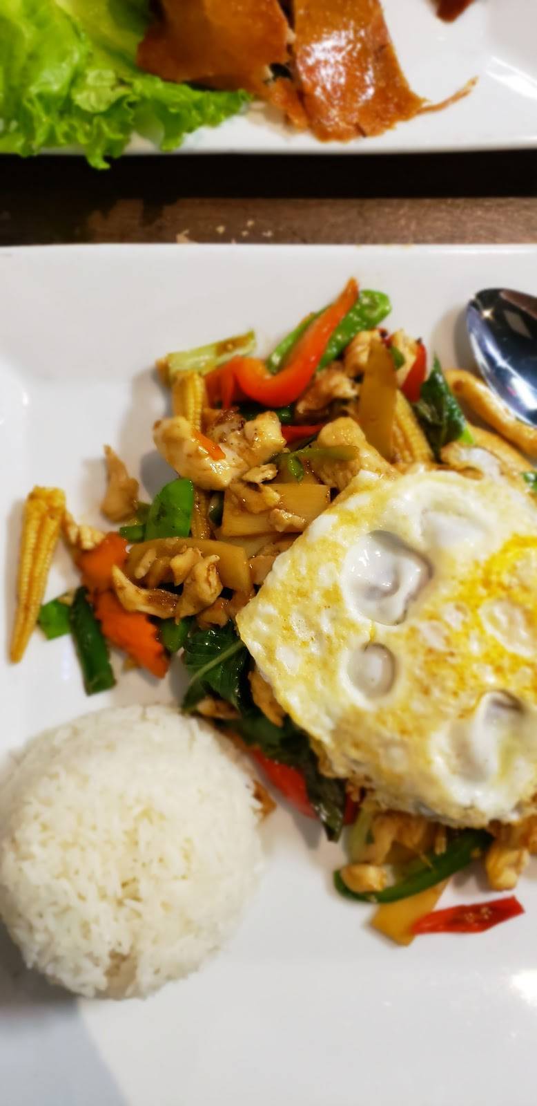 Keos Restaurant & Bar | restaurant | 203 Opelika Rd, Auburn, AL 36830, USA | 3348219435 OR +1 334-821-9435