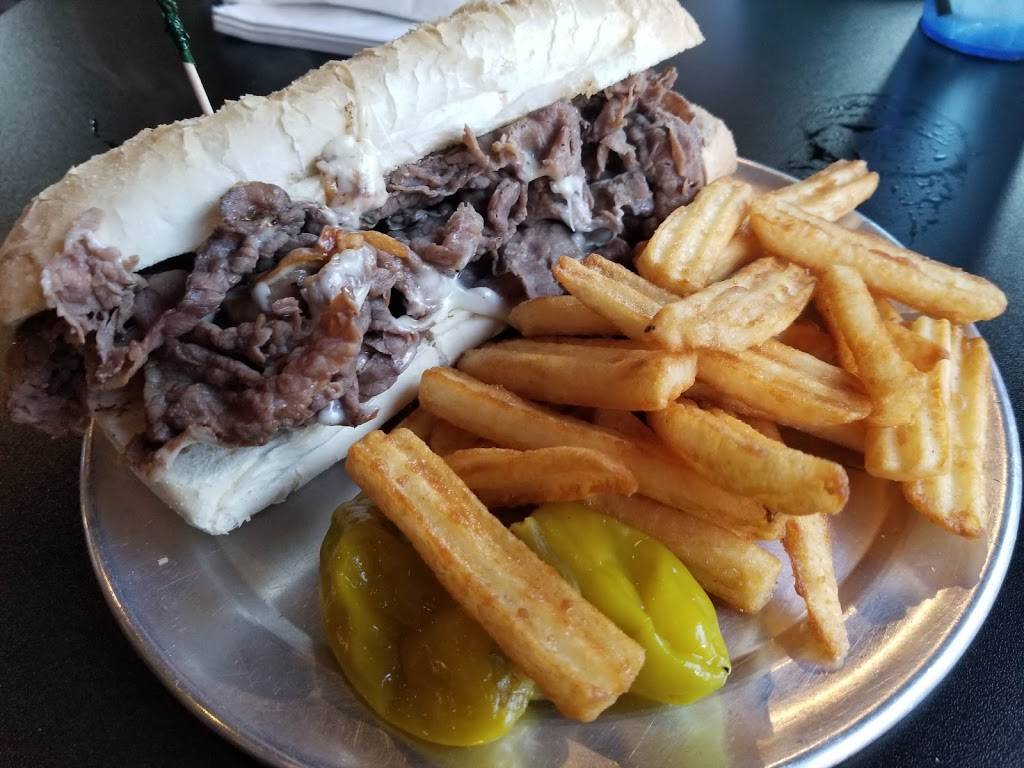 Papis Pizza Cafe | restaurant | 150 E Station St, Kankakee, IL 60901, USA | 8155735740 OR +1 815-573-5740