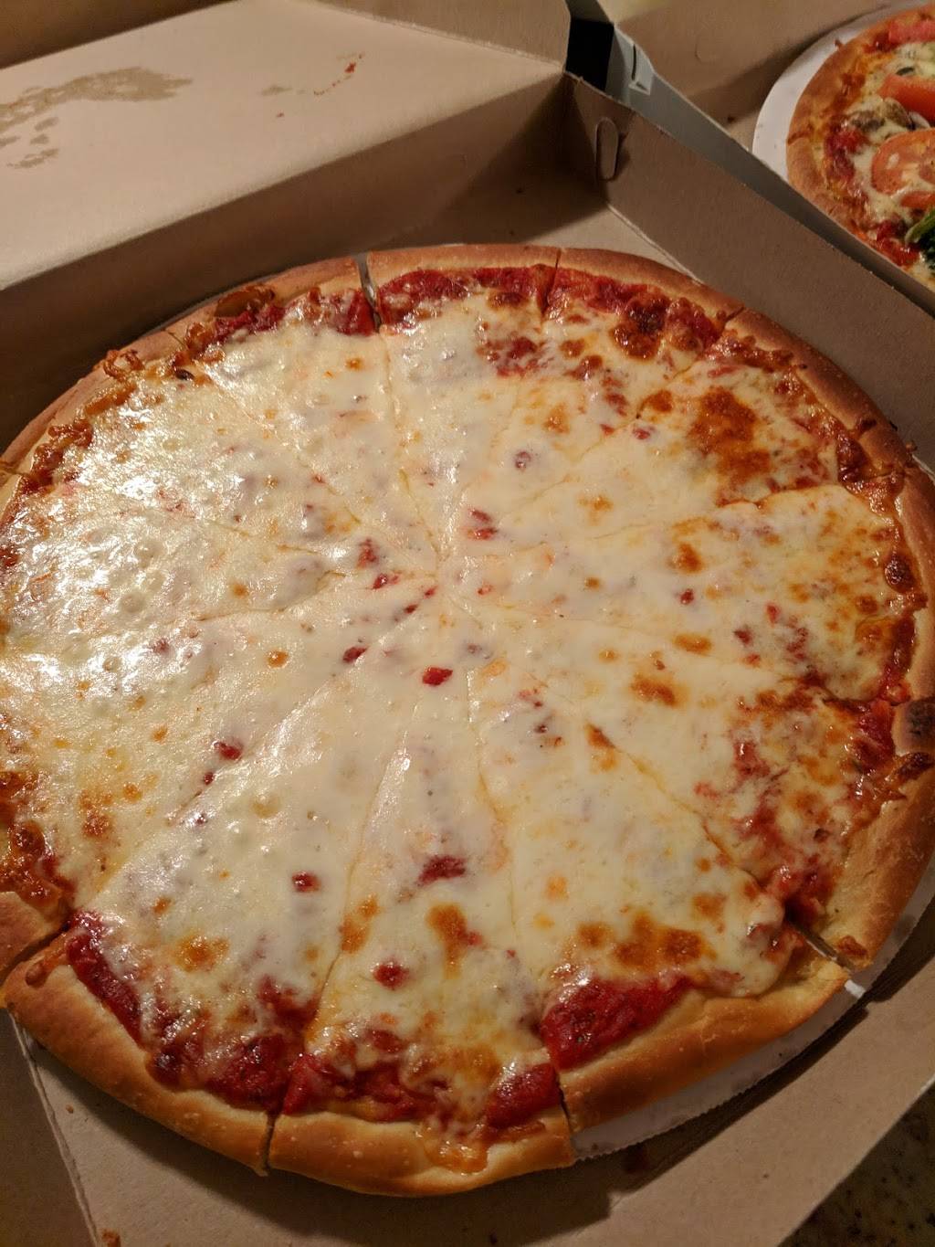 Parthenon Restaurant | restaurant | 475 Newton St, South Hadley, MA 01075, USA | 4135396612 OR +1 413-539-6612