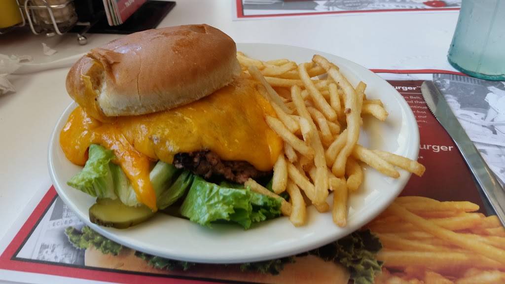 Steak n Shake | restaurant | 1721 NE Pine Island Rd, Cape Coral, FL 33909, USA | 2397722357 OR +1 239-772-2357