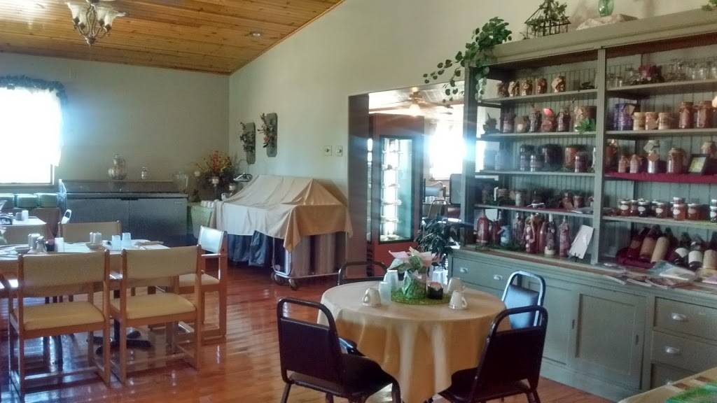 Dogwood Inn | restaurant | 2452 IL-26, Polo, IL 61064, USA | 8159462499 OR +1 815-946-2499