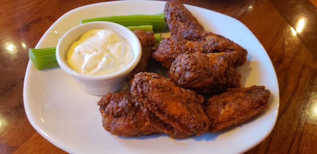 Outback Steakhouse | restaurant | 311 Hampton Ct, Onalaska, WI 54650, USA | 6087814329 OR +1 608-781-4329