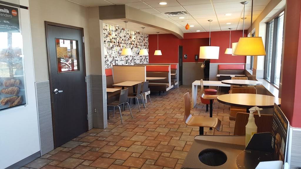 McDonalds | cafe | 222 S 3rd St, Terre Haute, IN 47807, USA | 8122342207 OR +1 812-234-2207