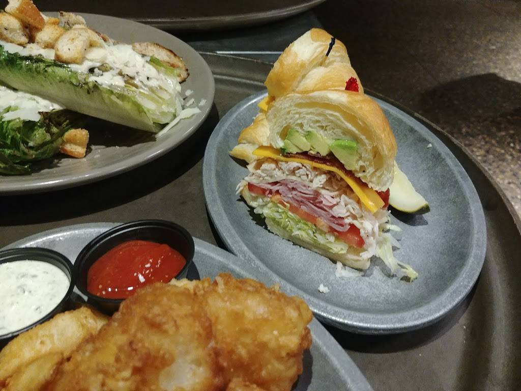 Tavern Lowry | restaurant | 7401 E 1st Ave, Denver, CO 80230, USA | 3033660007 OR +1 303-366-0007