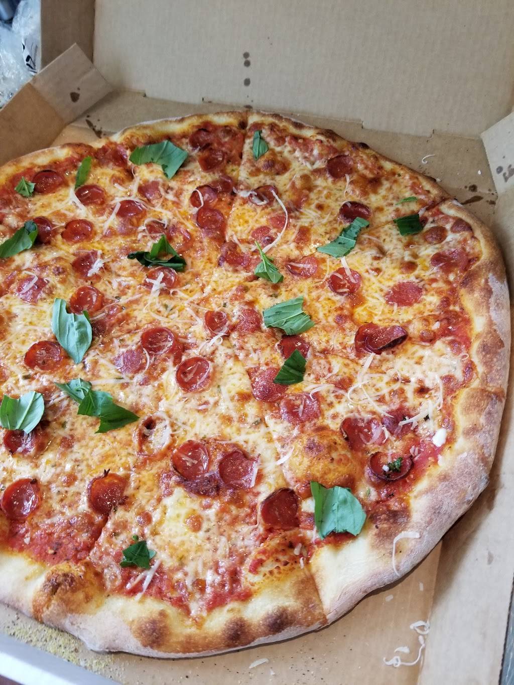 Pizza Dads | restaurant | 2843 W Girard Ave, Philadelphia, PA 19130, USA | 2157633237 OR +1 215-763-3237