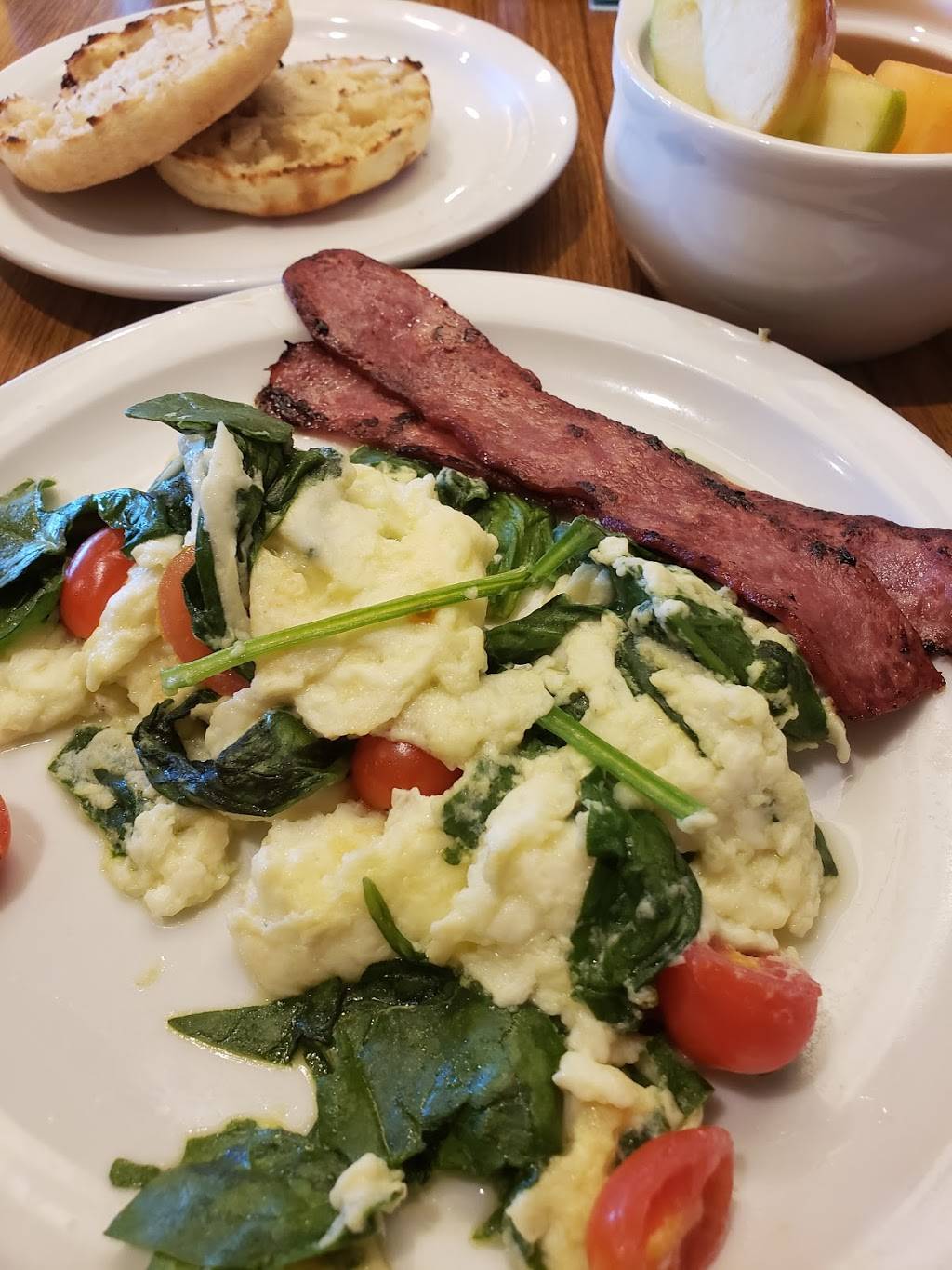 Dennys | restaurant | 3971 S Gilbert Rd, Gilbert, AZ 85297, USA | 4807860196 OR +1 480-786-0196