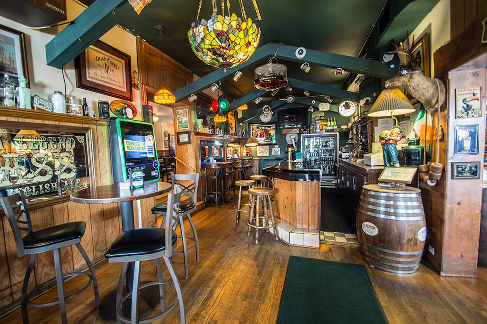 Irish Times | restaurant | 8869 Burlington Ave, Brookfield, IL 60513, USA | 7084858787 OR +1 708-485-8787