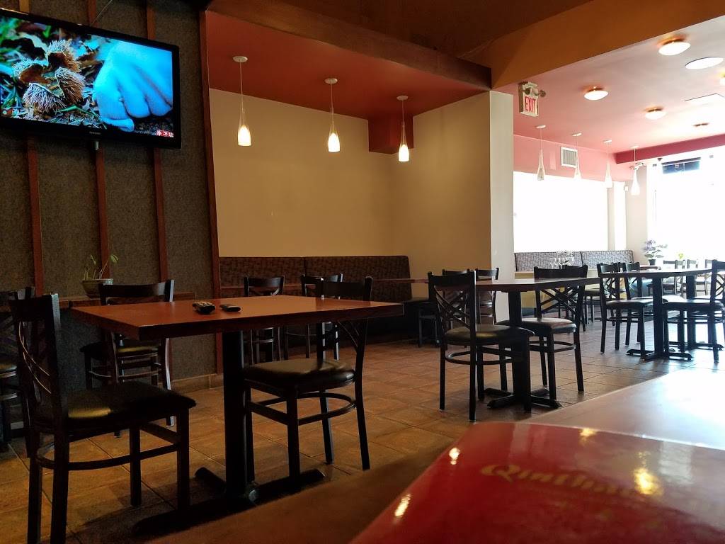 Qinthai chinese cuisine | restaurant | 325 Weston Rd Unit 10 B, York, ON M6N 4Z9, Canada | 4162430630 OR +1 416-243-0630