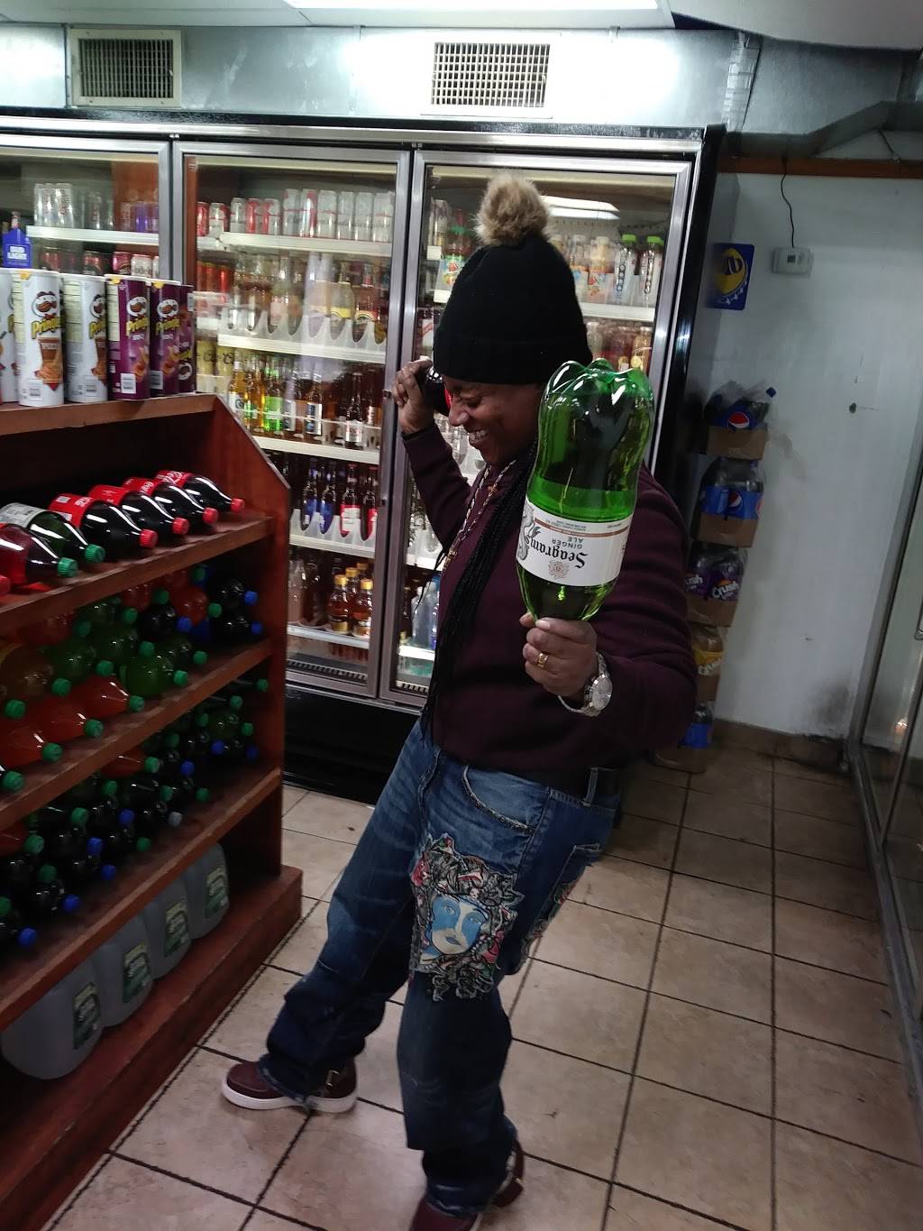 In & Out Deli | restaurant | 498 Nassau Rd, Roosevelt, NY 11575, USA | 5163792600 OR +1 516-379-2600