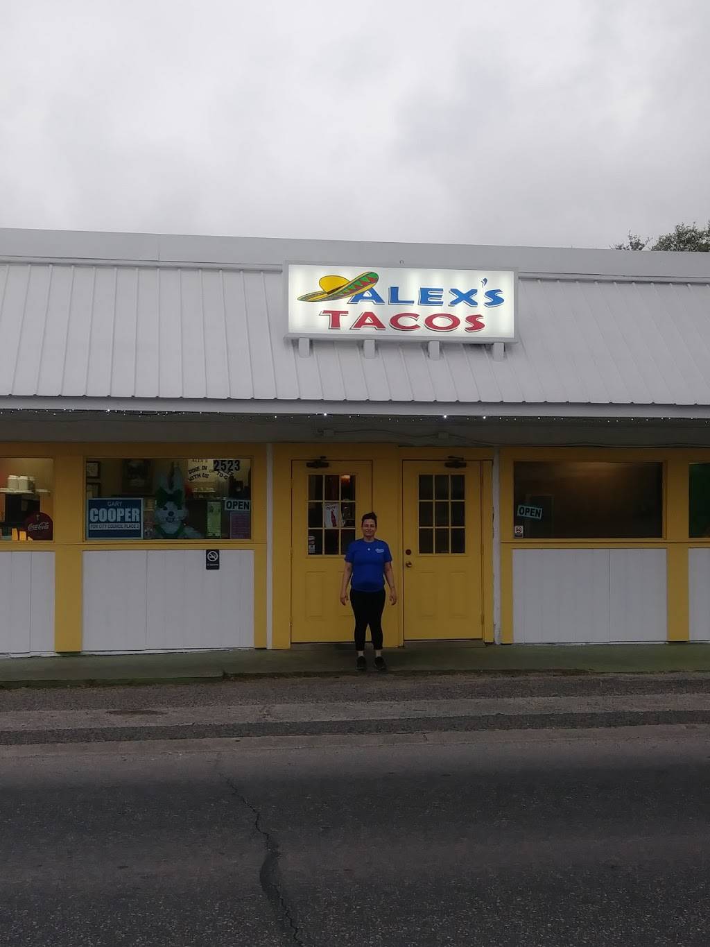 Alexs Tacos | restaurant | 5618, 2523 Memorial Blvd, Kerrville, TX 78028, USA | 8309559500 OR +1 830-955-9500