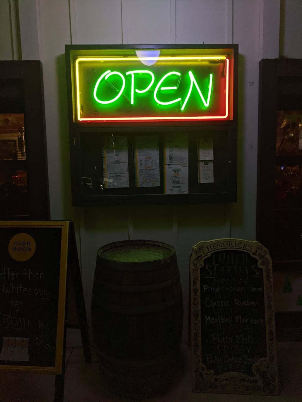 JTs Two Doors | restaurant | 18 #B, Victor Square, Scotts Valley, CA 95066, USA | 8314385008 OR +1 831-438-5008